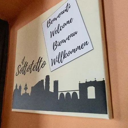 Il Sottotetto ロンチリオーネ